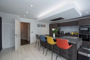 Kitchen- click for photo gallery